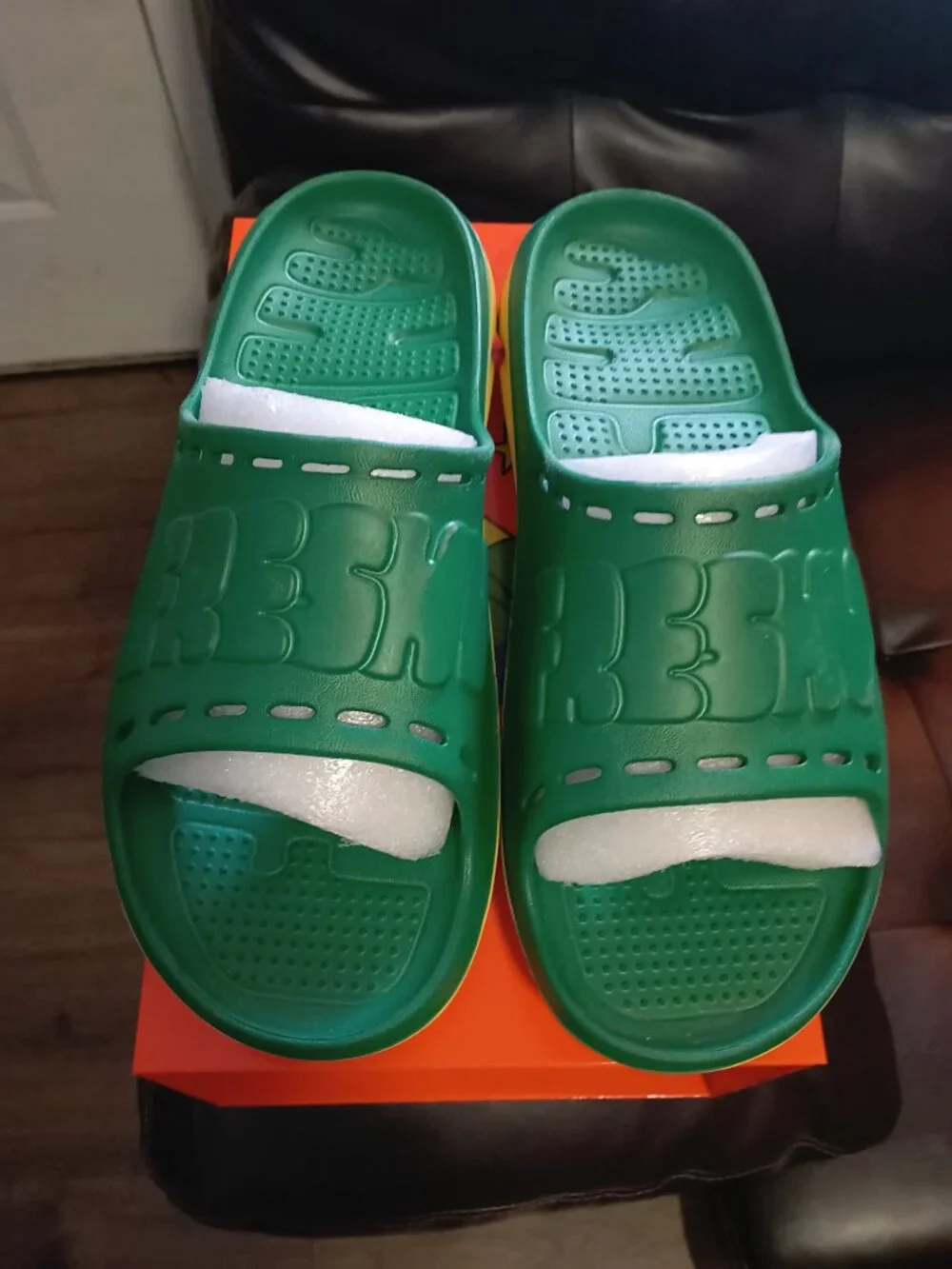 Cali Slides Mens Size 13 (retail $55 non negotiable)